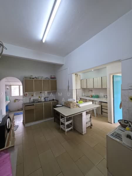 SS1 Kampung Tunku PJ Double Storey Bungalow For Sale untuk Untuk Dijual - RM 2,799,999, Mac 2026 - Kitchen - PropertyGuru.com.my