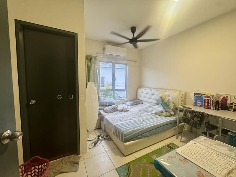2-storey Terraced House for Sale in Cybersouth (Dengkil) - Gudrotullah Ikhwan - Bedroom - PropertyGuru.com.my