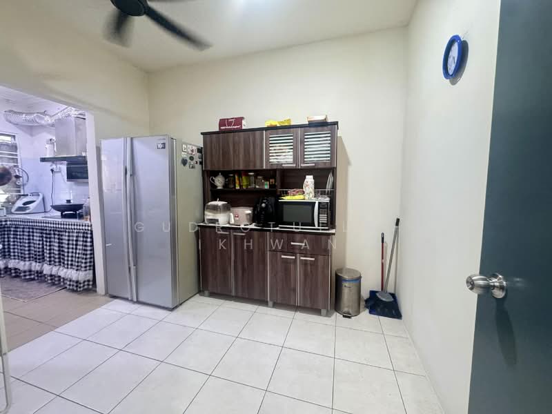 2-storey Terraced House for Sale in Cybersouth (Dengkil) - Gudrotullah Ikhwan - Kitchen - PropertyGuru.com.my