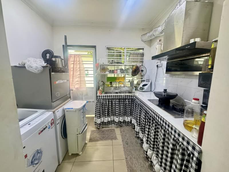2-storey Terraced House for Sale in Cybersouth (Dengkil) - Gudrotullah Ikhwan - Kitchen - PropertyGuru.com.my