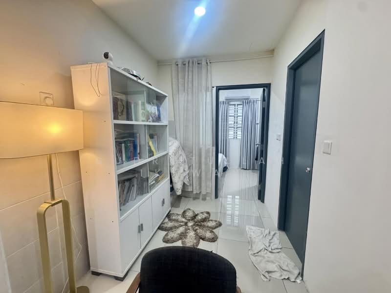 2-storey Terraced House for Sale in Cybersouth (Dengkil) - Gudrotullah Ikhwan - Corridor - PropertyGuru.com.my