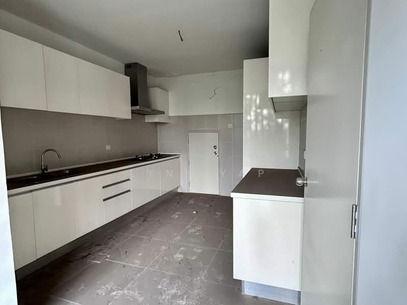 Twin Villa for Sale in Shah Alam (Selangor) - Lynn Yap - Kitchen - PropertyGuru.com.my