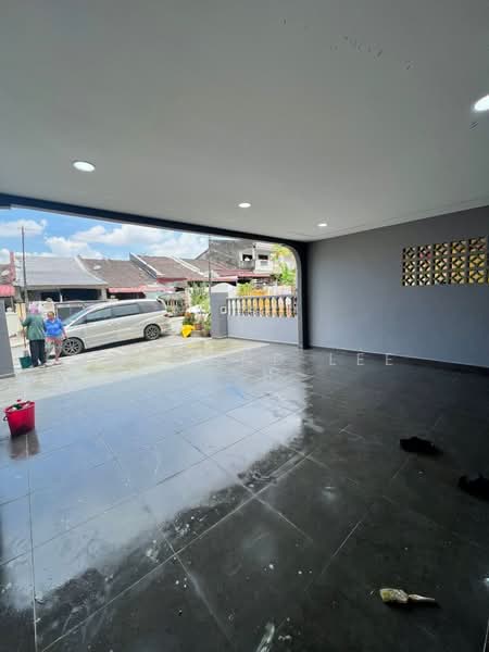 1-storey Terraced House for Sale in Taman Kempas (Tampoi) - Desmond Lee - Exterior - PropertyGuru.com.my