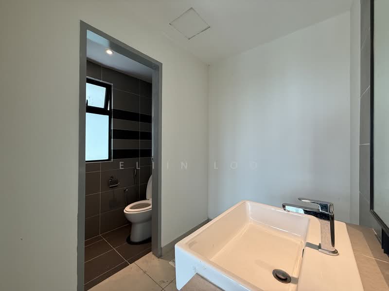 Service Residence for Sale at G Residence - Eliin Loo - Bathroom - PropertyGuru.com.my