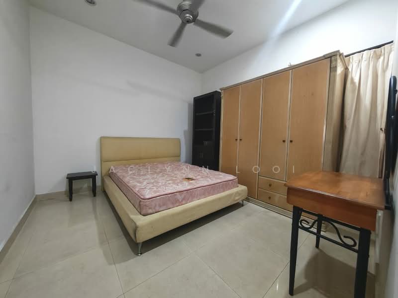 Taman Impian Emas untuk Untuk Dijual - RM 1,300,000, Mac 2026 - Bedroom - PropertyGuru.com.my