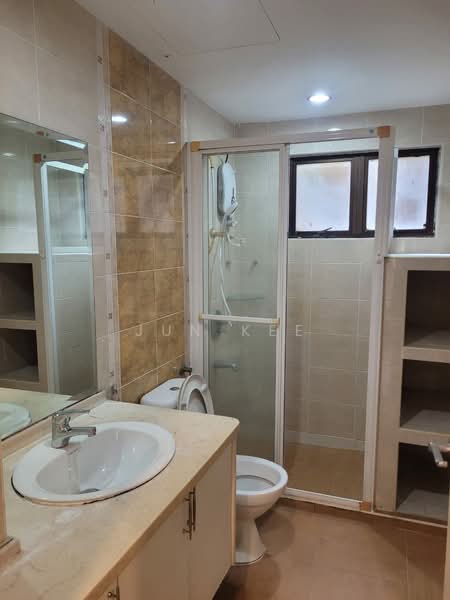 Desa Villa Condominium untuk Untuk Disewa - RM 1,600 /bulan, Mac 2026 - Bathroom - PropertyGuru.com.my