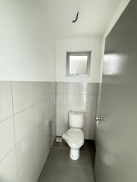 Anugerah Suria untuk Untuk Disewa - RM 3,300 /bulan, Mac 2026 - Bathroom - PropertyGuru.com.my