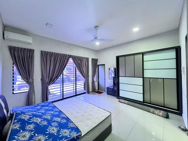 2-storey Terraced House for Sale in Taman Nusa Intan (Senawang) - Zarema Kulbuzheva - Bedroom - PropertyGuru.com.my