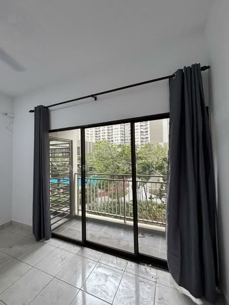 Vision City Youth City untuk Untuk Disewa - RM 999 /bulan, Mac 2026 - Balcony - PropertyGuru.com.my