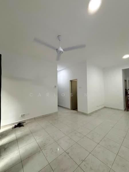 Vision City Youth City untuk Untuk Disewa - RM 999 /bulan, Mac 2026 - Living Room - PropertyGuru.com.my