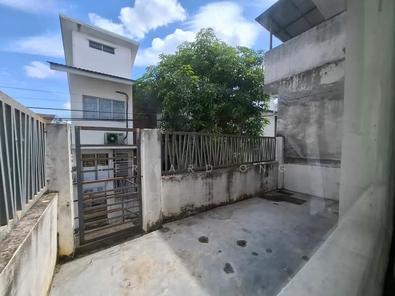 2-storey Terraced House for Sale in Rawang (Selangor) - Bernard Ong - Exterior - PropertyGuru.com.my