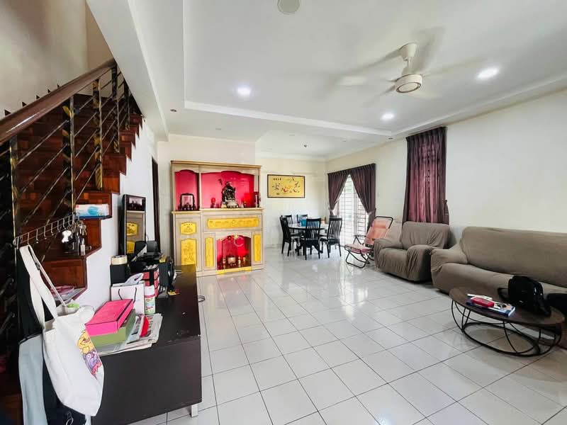 2-storey Terraced House for Sale in Taman Setia Indah (Tebrau) - Yucong . - Living Room - PropertyGuru.com.my