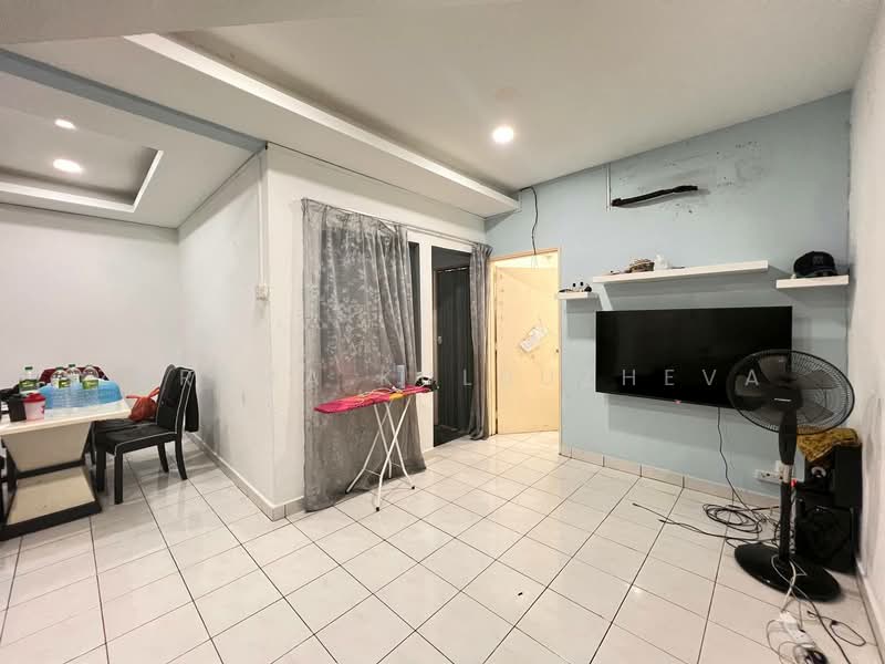 Batang Kali untuk Untuk Dijual - RM 420,000, Apr 2026 - Living Room - PropertyGuru.com.my