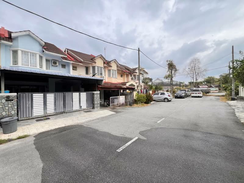 Batang Kali untuk Untuk Dijual - RM 420,000, Apr 2026 - Exterior - PropertyGuru.com.my