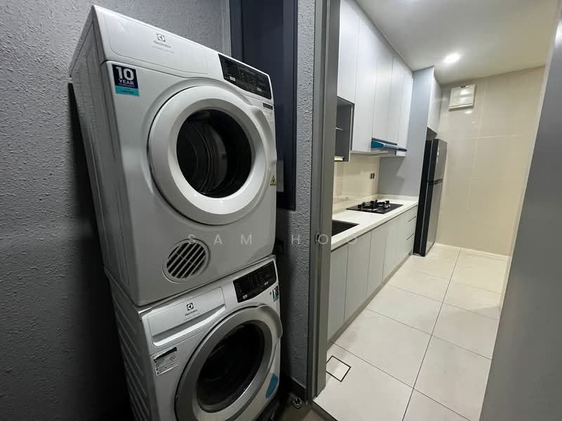 Service Residence for Rent at The Era @ Duta North - Sam Hoo - Kitchen - PropertyGuru.com.my