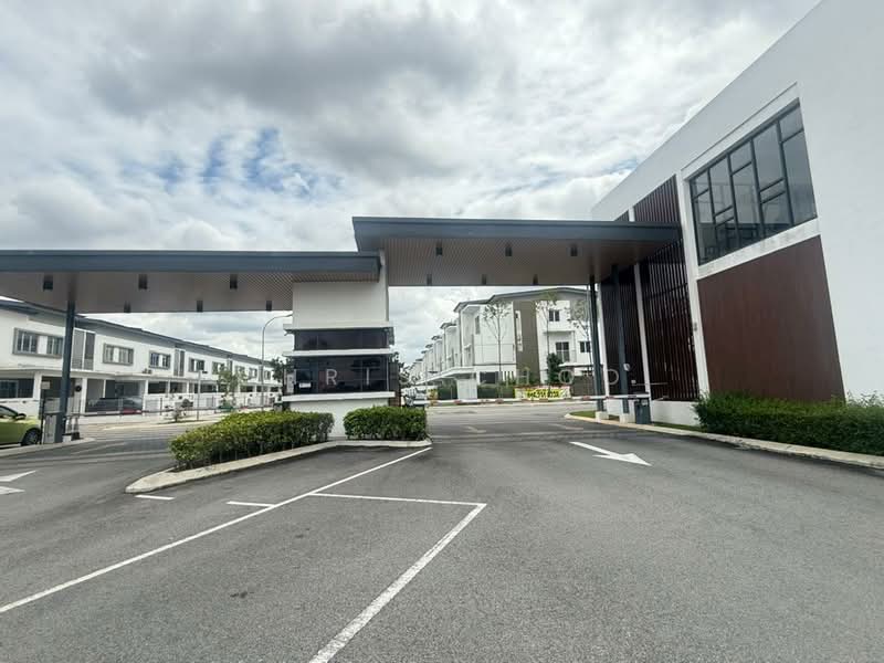 For Rent - Platinum Residence