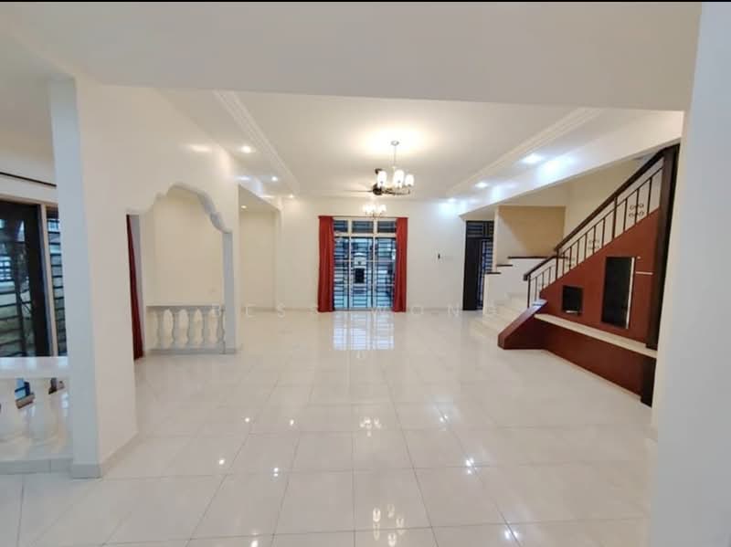 Taman Austin Perdana untuk Untuk Dijual - RM 968,000, Mac 2026 - Living Room - PropertyGuru.com.my