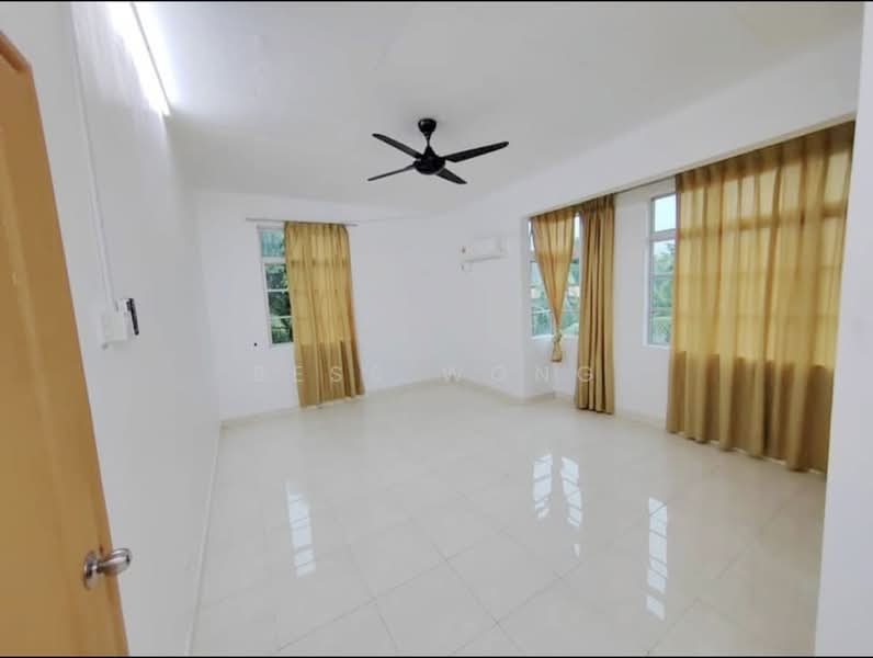 Taman Austin Perdana untuk Untuk Dijual - RM 968,000, Mac 2026 - Living Room - PropertyGuru.com.my