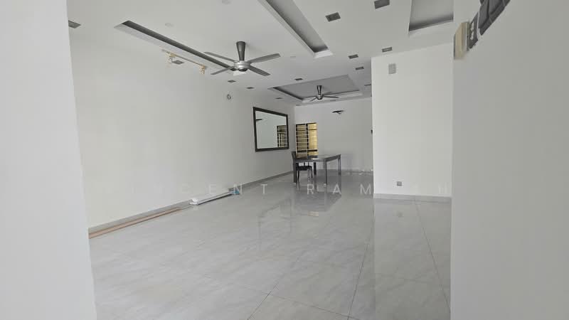Bandar Kinrara symphony Bk 6E untuk Untuk Dijual - RM 1,500,000, Mac 2026 - Living Room - PropertyGuru.com.my