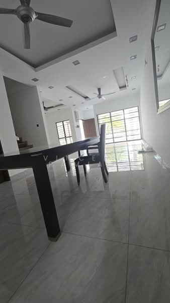 Bandar Kinrara symphony Bk 6E untuk Untuk Dijual - RM 1,500,000, Mac 2026 - Living Room - PropertyGuru.com.my