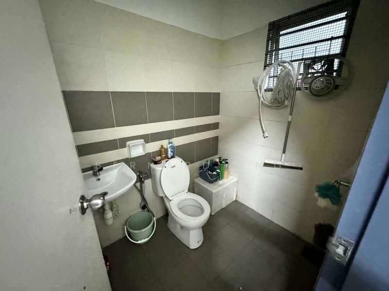 2-storey Terraced House for Sale in Bandar Tasik Puteri (Rawang) - Bernard Ong - Bathroom - PropertyGuru.com.my