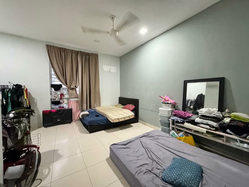2-storey Terraced House for Sale in Bandar Tasik Puteri (Rawang) - Bernard Ong - Bedroom - PropertyGuru.com.my