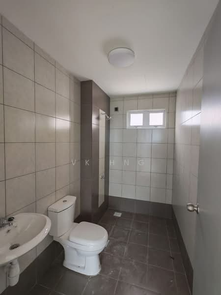Servis Apartment untuk Disewa di One 49 Residence - VK Hng - Bathroom - PropertyGuru.com.my