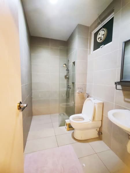 Setia Pinnacle untuk Untuk Disewa - RM 2,000 /bulan, Mac 2026 - Bathroom - PropertyGuru.com.my