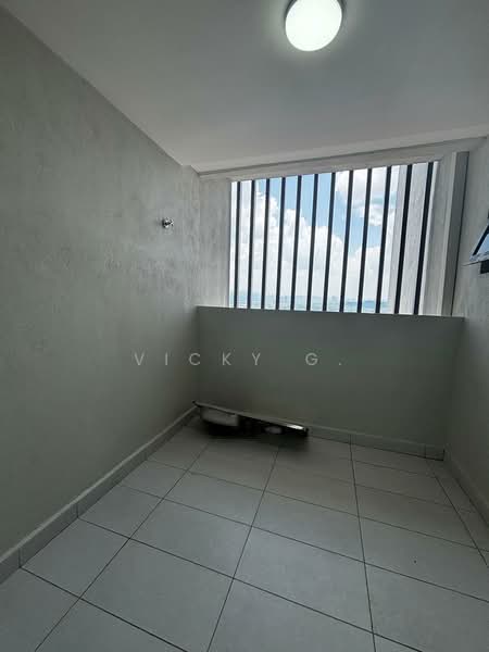 Servis Apartment untuk Disewa di Seiring Residensi - Vicky G. - Balcony - PropertyGuru.com.my