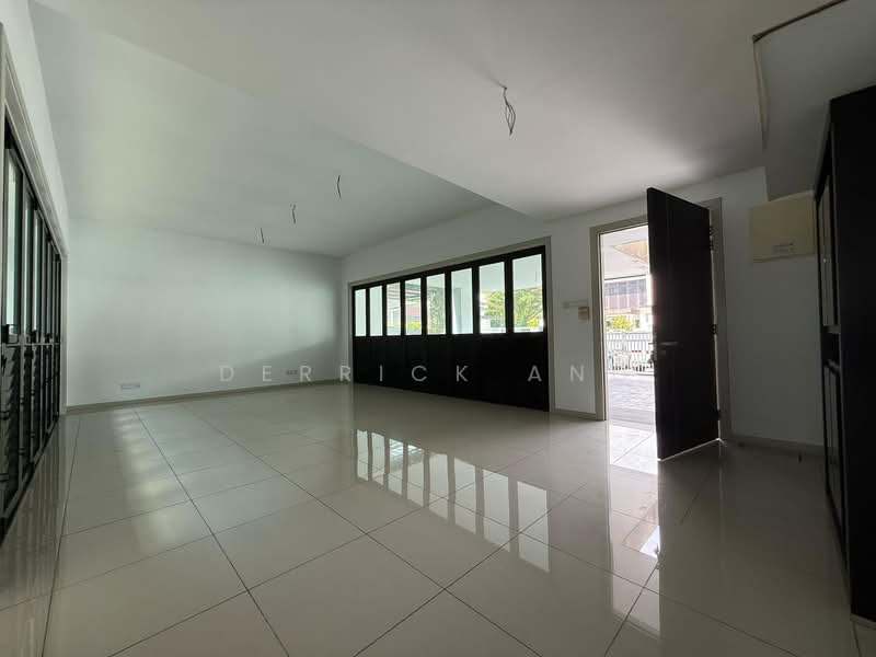 Rumah Teres 2-Tingkat untuk Dijual di Elmina (Shah Alam) - Derrick Ang - Living Room - PropertyGuru.com.my