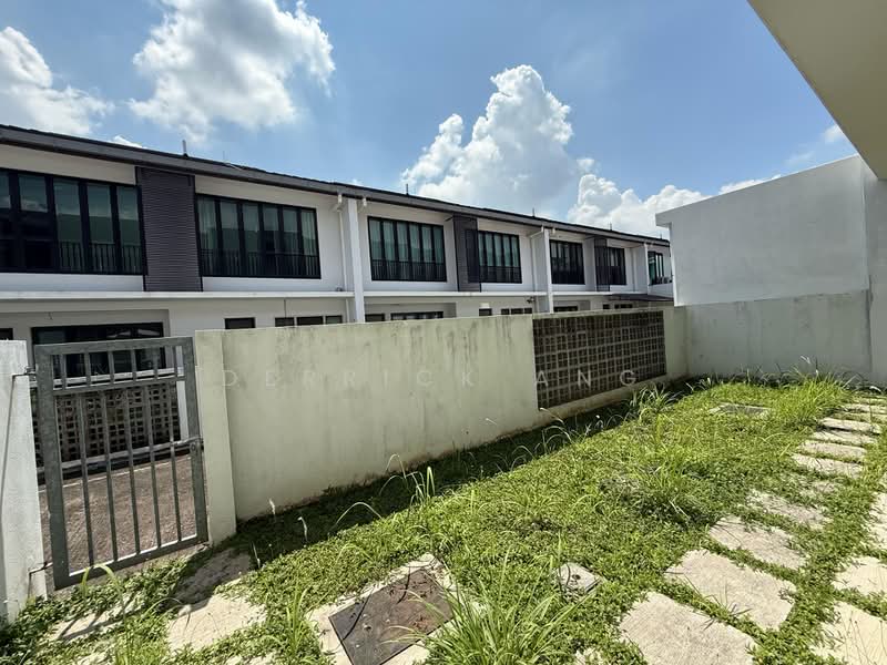 Rumah Teres 2-Tingkat untuk Dijual di Elmina (Shah Alam) - Derrick Ang - Exterior - PropertyGuru.com.my