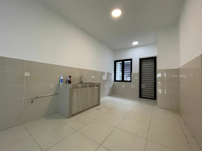 2-storey Terraced House for Sale in Shah Alam (Selangor) - Derrick Ang - Kitchen - PropertyGuru.com.my