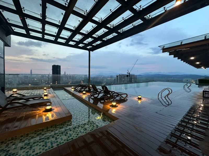 EkoCheras untuk Untuk Disewa - RM 4,000 /bulan, Mac 2026 - Pool - PropertyGuru.com.my