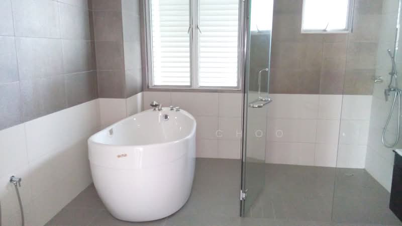 Semi-Detached House for Sale in Beverly Heights (Ampang) - Lucas Choo - Bathroom - PropertyGuru.com.my