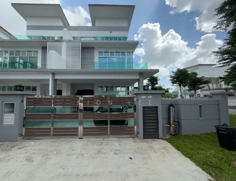 Cluster House for Sale in Skudai (Johor) - Fion Lee - Exterior - PropertyGuru.com.my