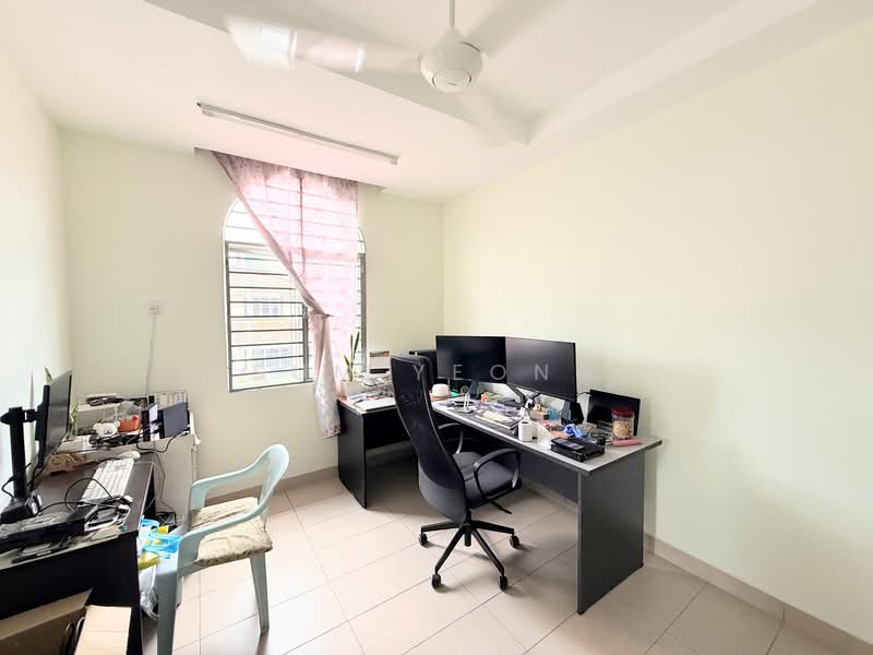 2.5 Storey Corner Terrace Sungai Chua Kajang. Good condition open facing untuk Untuk Dijual - RM 940,000, Mac 2026 - Study - PropertyGuru.com.my