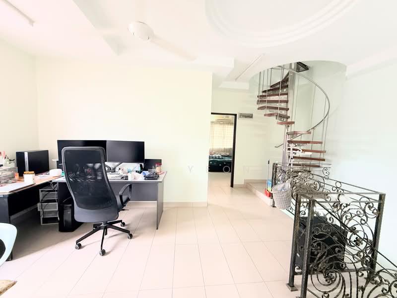 2.5 Storey Corner Terrace Sungai Chua Kajang. Good condition open facing untuk Untuk Dijual - RM 940,000, Mac 2026 - Study - PropertyGuru.com.my