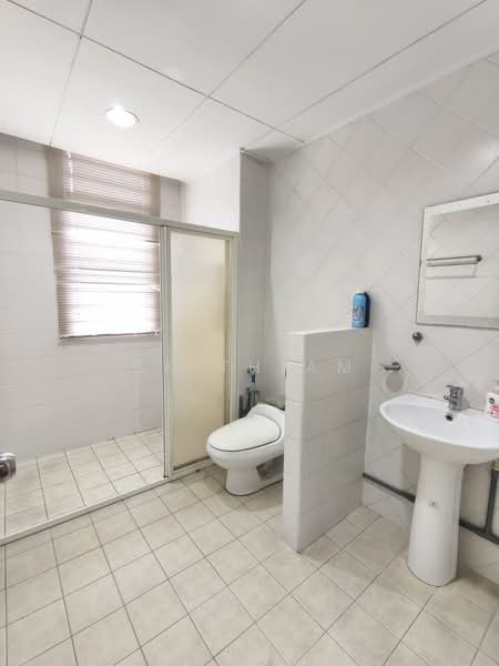 2-storey Terraced House for Sale in Kota Kemuning (Shah Alam) - SK Thiam - Bathroom - PropertyGuru.com.my