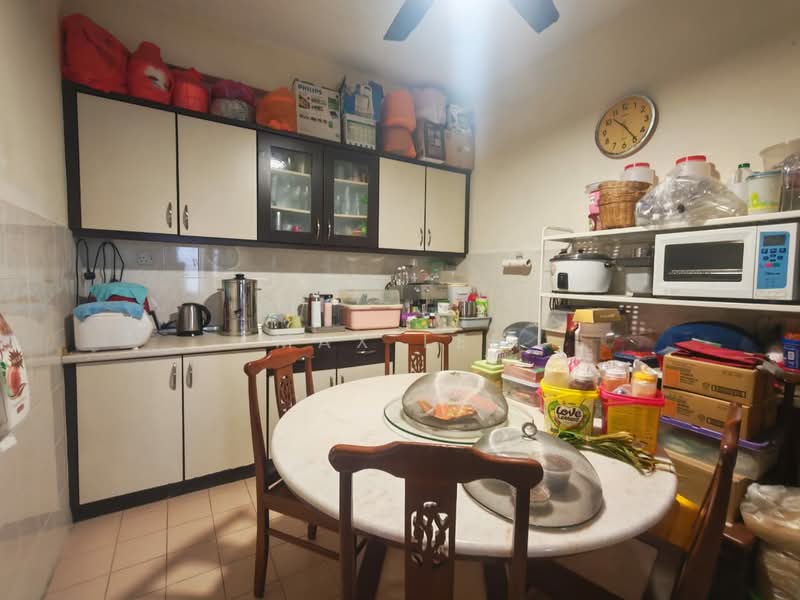 Terraced House for Sale in Alam Damai (Cheras) - Max Lee - Kitchen - PropertyGuru.com.my