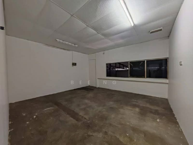 Factory for Rent in Taman Tan Sri Yaacob (Johor Bahru) - Bee Ng - Interior - PropertyGuru.com.my