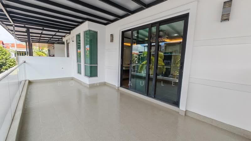 2.5-storey Terraced House for Sale in Taman Sutera Utama (Skudai) - Boon Hau Lee - Balcony - PropertyGuru.com.my