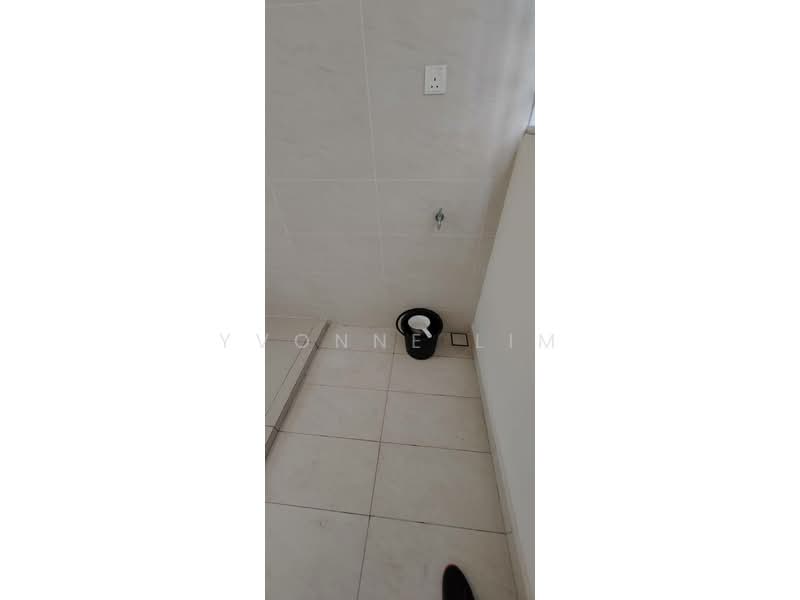 Service Residence for Sale at KSL Avery Park - Yvonne Lim - Bathroom - PropertyGuru.com.my