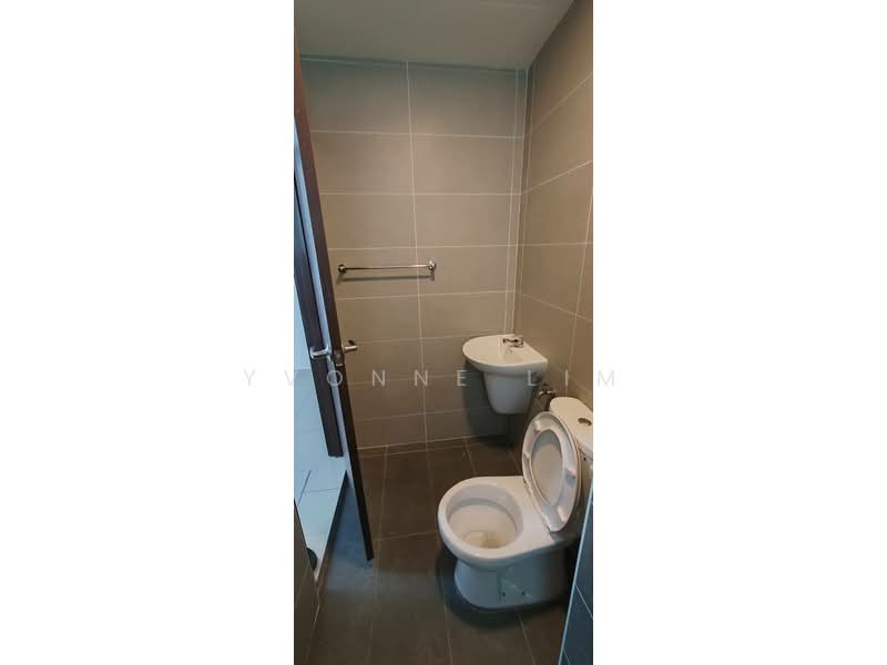 Service Residence for Sale at KSL Avery Park - Yvonne Lim - Bathroom - PropertyGuru.com.my