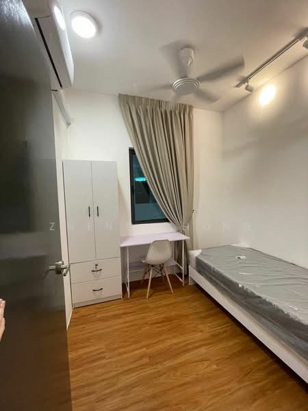 Armani Residence untuk Untuk Disewa - RM 800 /bulan, Mac 2026 - Bedroom - PropertyGuru.com.my