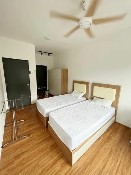 Armani Residence untuk Untuk Disewa - RM 800 /bulan, Mac 2026 - Bedroom - PropertyGuru.com.my