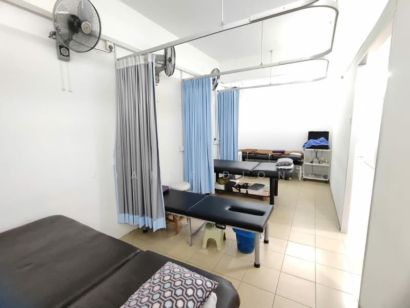 Shop for Rent in SS17 (Subang Jaya) - Joanne Diong - Interior - PropertyGuru.com.my