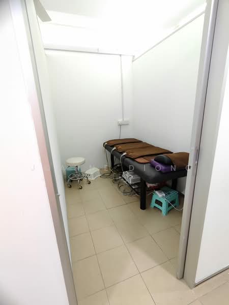 Shop for Rent in SS17 (Subang Jaya) - Joanne Diong - Interior - PropertyGuru.com.my