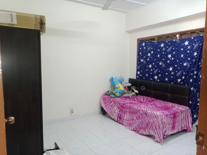 Apartment for Sale at Kayangan Apartment, Bandar Sunway - Joe Cheang - Bedroom - PropertyGuru.com.my