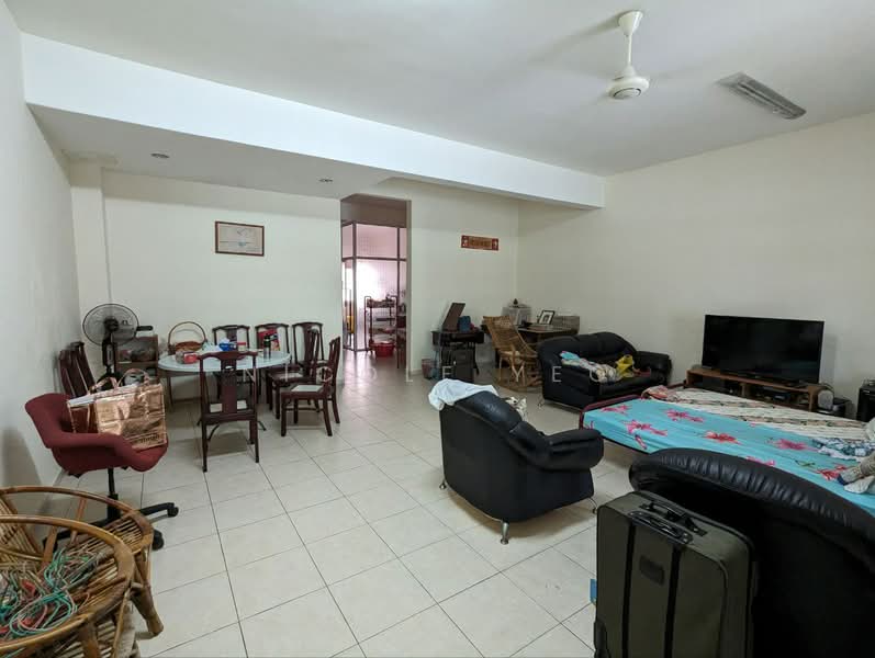 Rumah Teres 2 Tingkat untuk Dijual di Taman Semabok Perdana (Semabok) - Nicole Yeo - Living Room - PropertyGuru.com.my