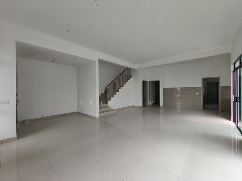 Cluster House for Sale in Iskandar Puteri (Nusajaya) (Johor) - Iris Lim - Living Room - PropertyGuru.com.my